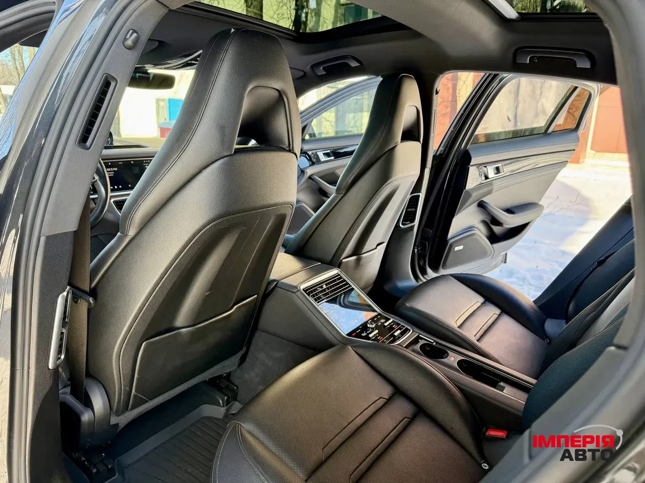 Porsche Panamera - фото 22