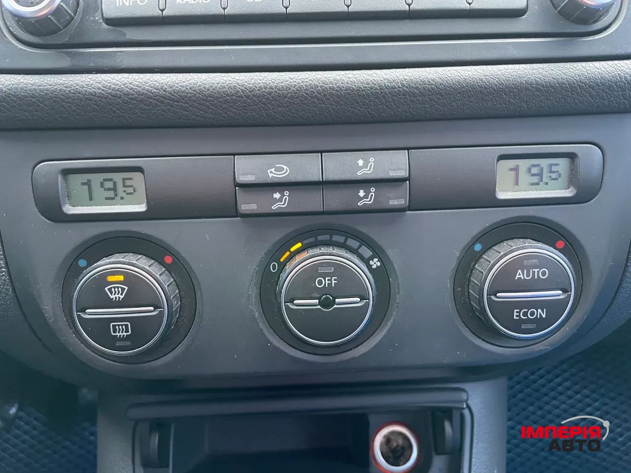 Volkswagen Golf Plus - фото 27