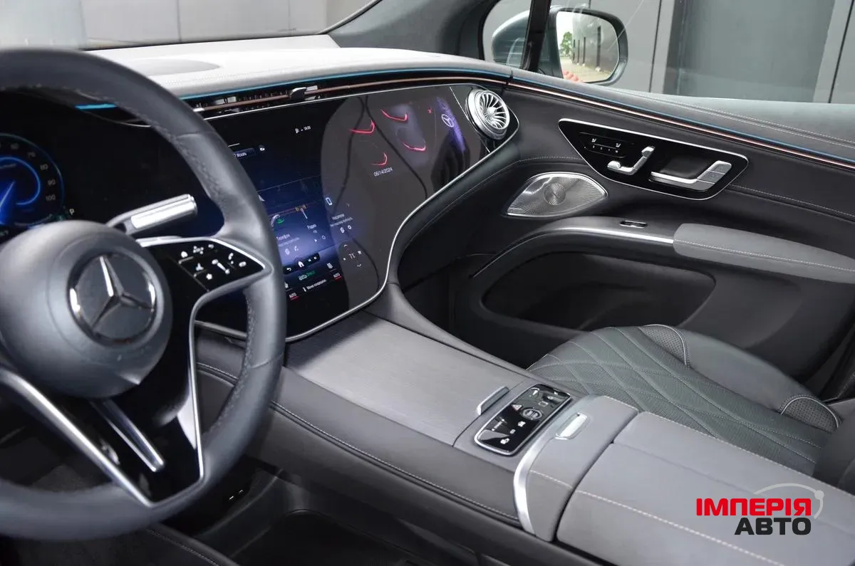 Mercedes-Benz EQS SUV - фото 12