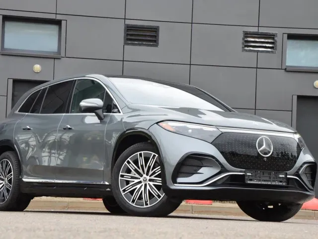 Mercedes-Benz EQS SUV - фото 4