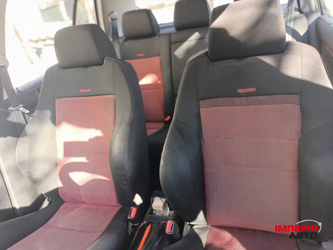 Volkswagen Golf - фото 12