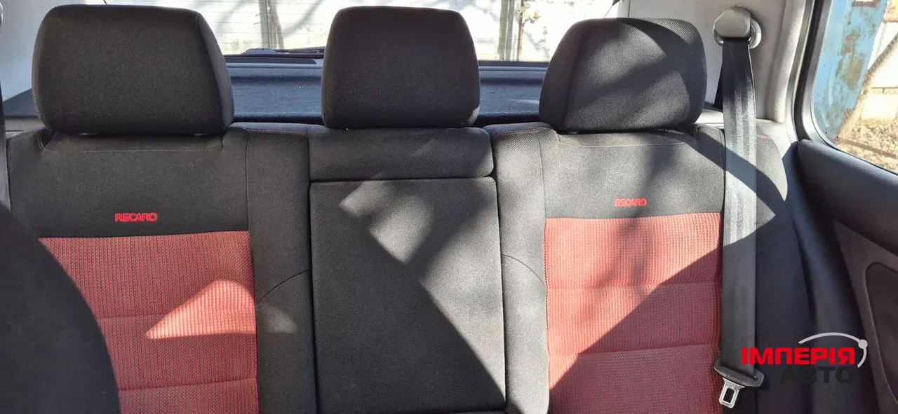 Volkswagen Golf - фото 3