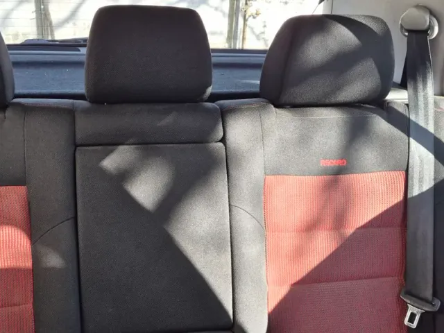 Volkswagen Golf - фото 3