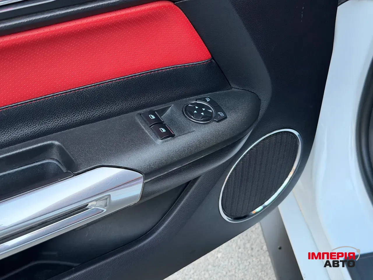 Ford Mustang - фото 31