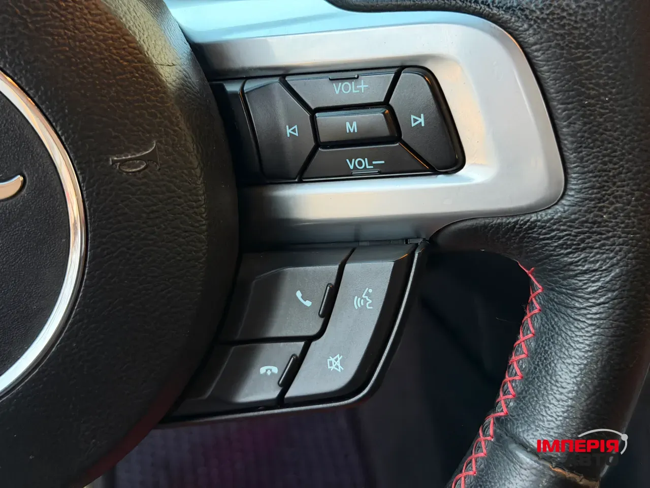 Ford Mustang - фото 39