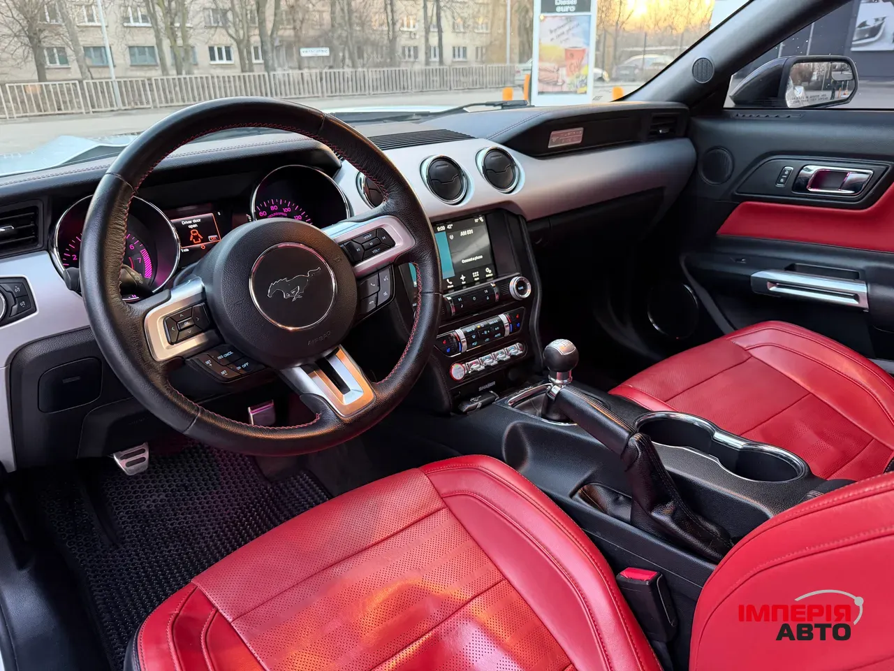 Ford Mustang - фото 9