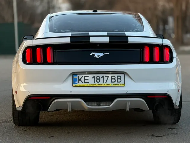 Ford Mustang - фото 4