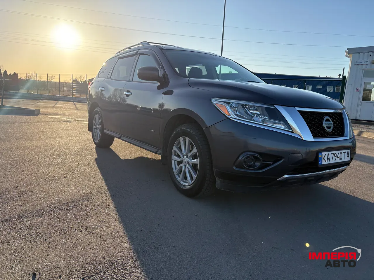 Nissan Pathfinder - фото 2