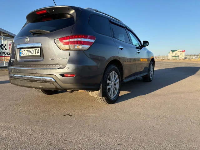 Nissan Pathfinder - фото 4