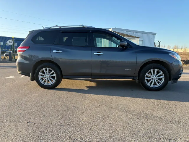 Nissan Pathfinder - фото 3