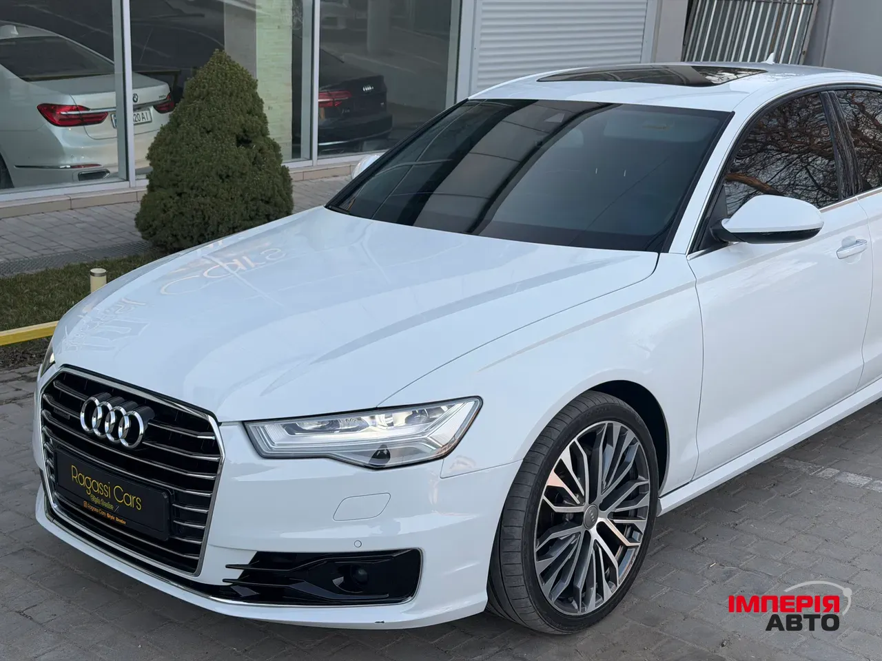 Audi A6 - фото 7