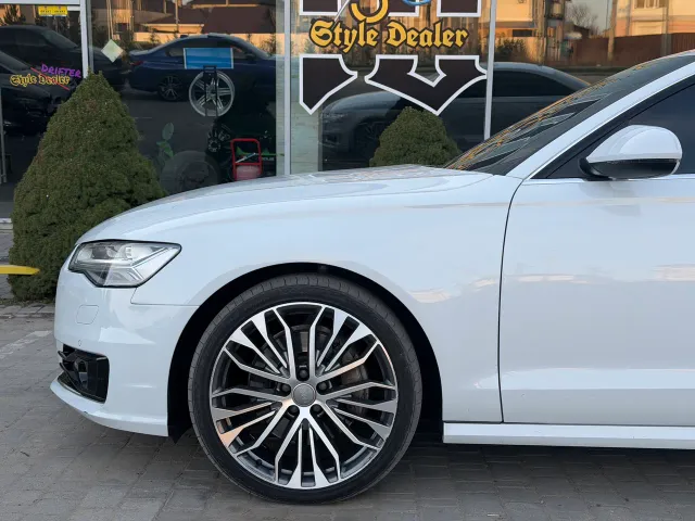 Audi A6 - фото 5