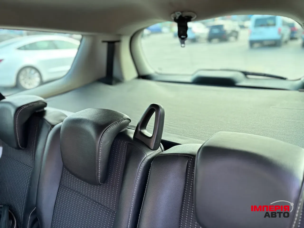 Renault Scenic - фото 14