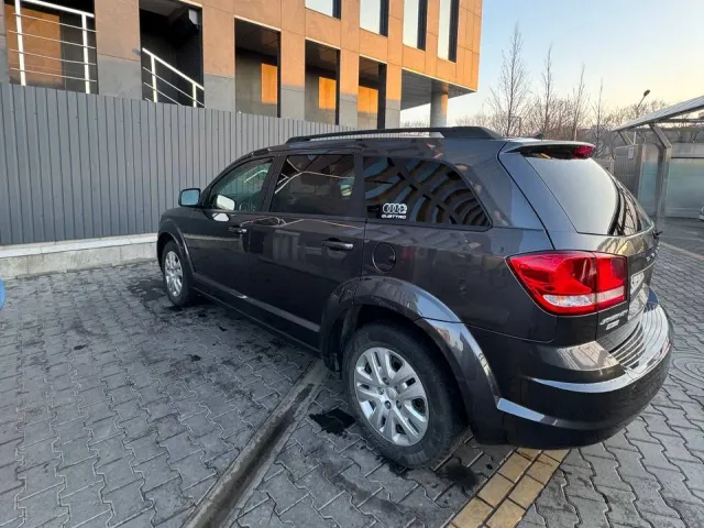 Dodge Journey - фото 3