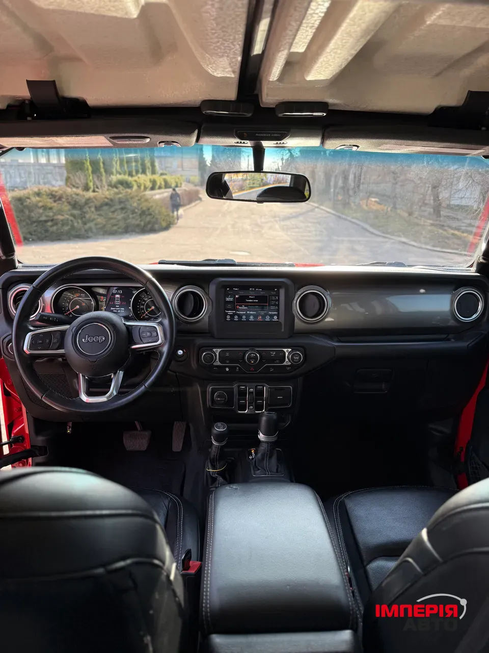 Jeep Wrangler - фото 9