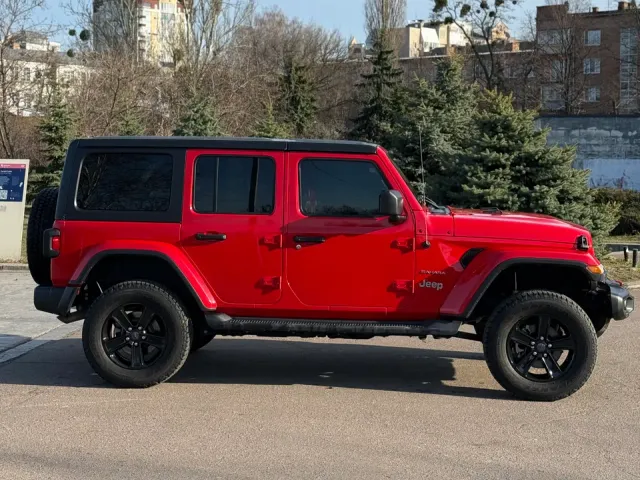 Jeep Wrangler - фото 4