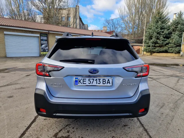 Subaru Outback - фото 5