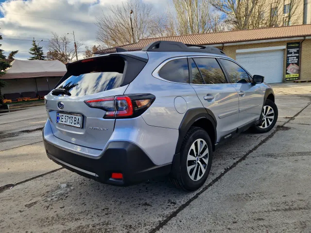 Subaru Outback - фото 4