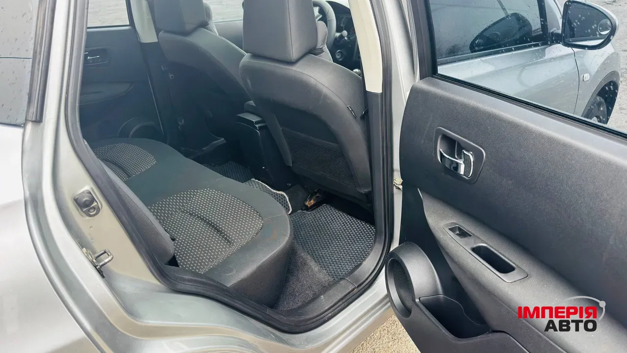 Nissan Qashqai - фото 10