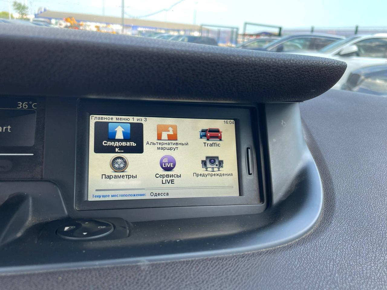 Renault Scenic - фото 17