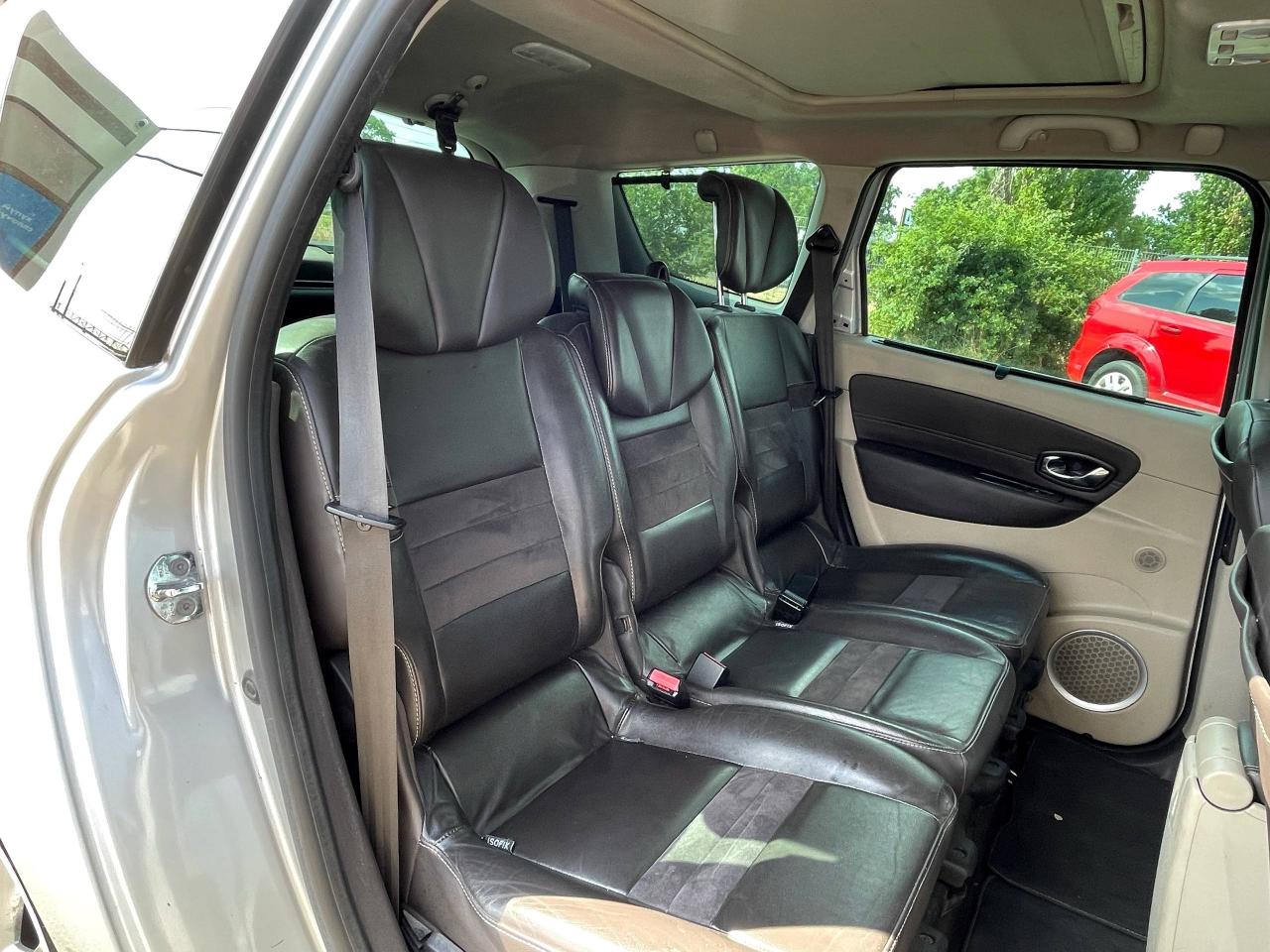 Renault Scenic - фото 21