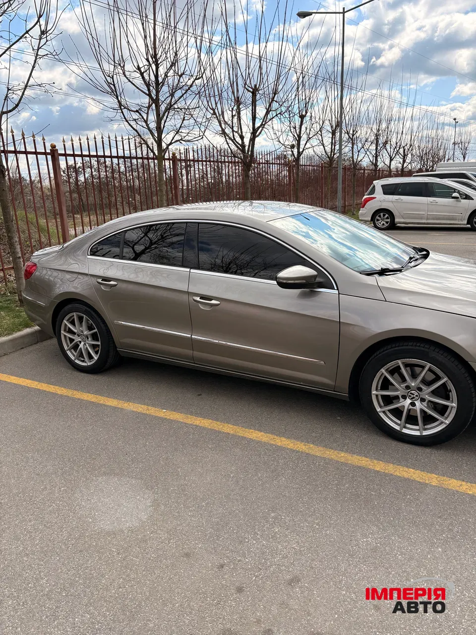 Volkswagen Passat CC - фото 2