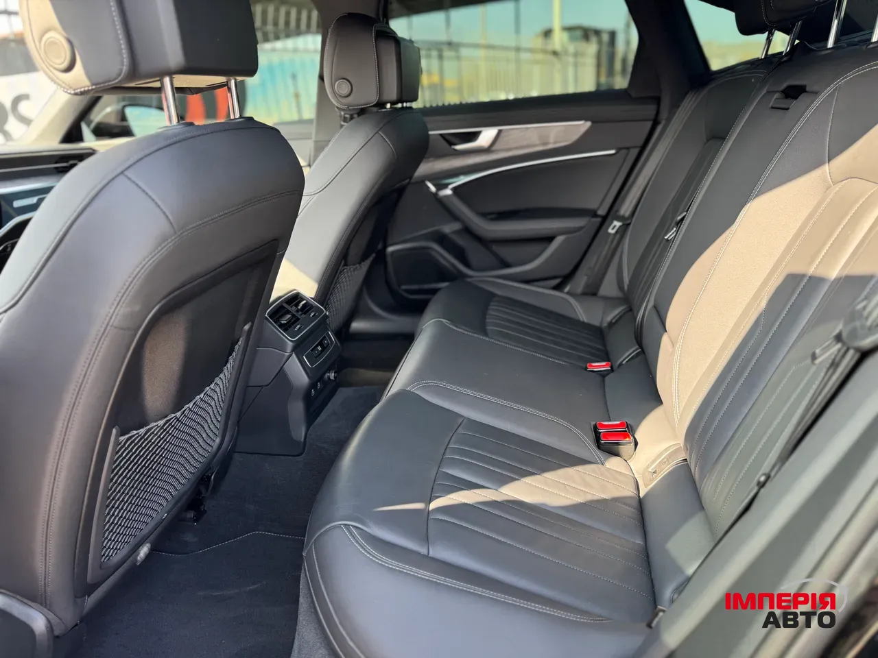 Audi A6 - фото 9