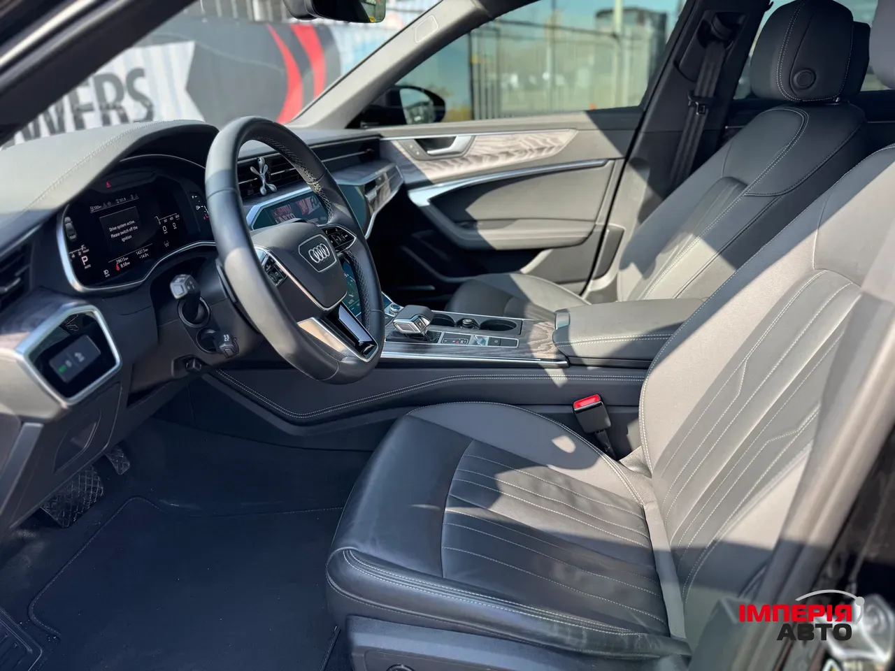 Audi A6 - фото 19