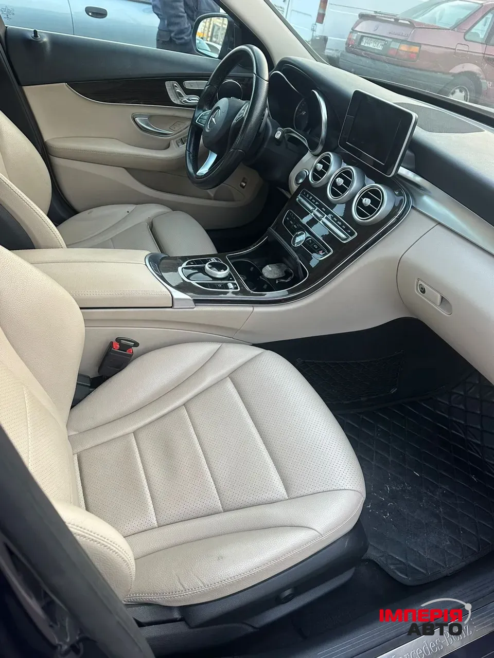 Mercedes-Benz C-Класс - фото 12