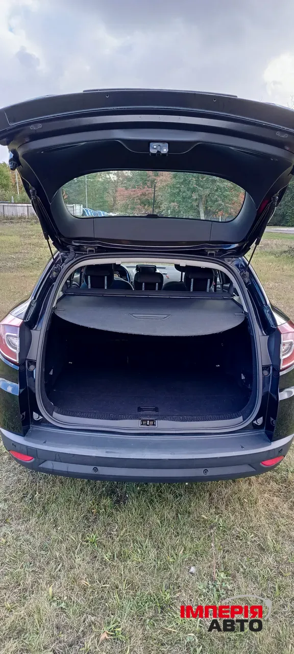 Renault Megane - фото 25