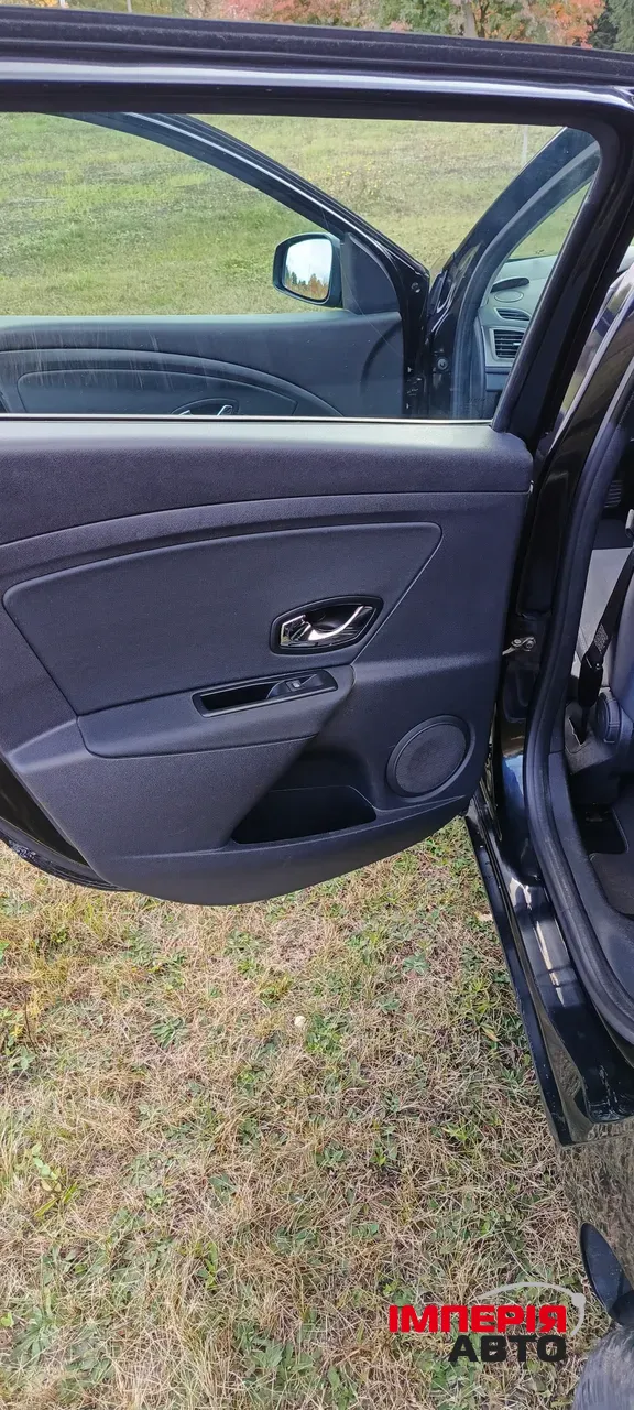 Renault Megane - фото 20