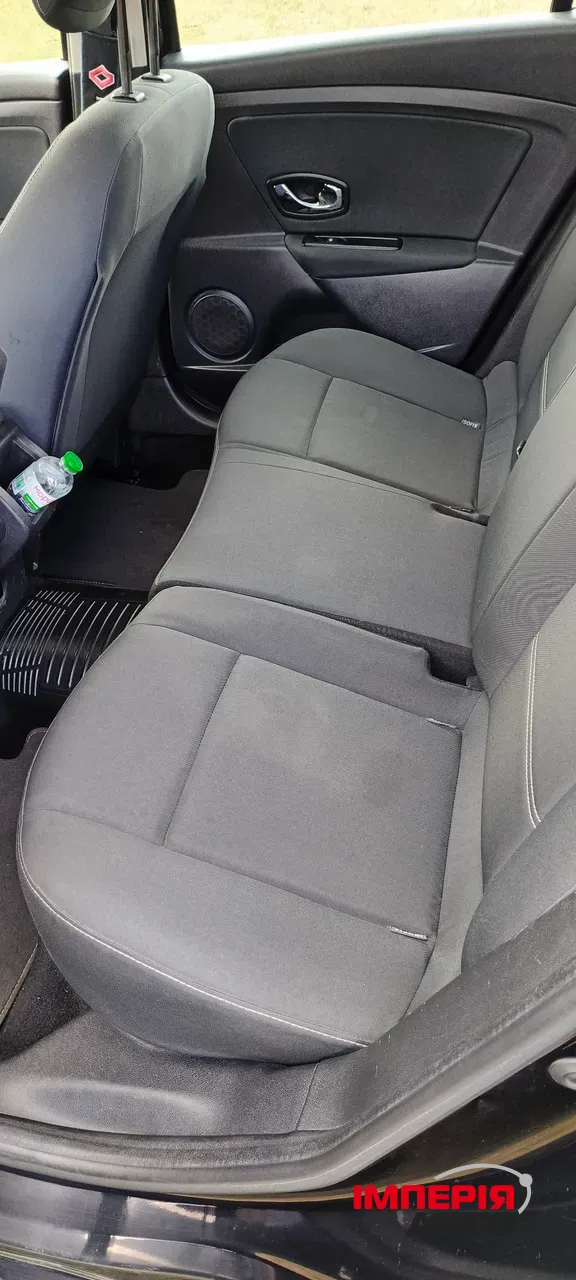 Renault Megane - фото 15