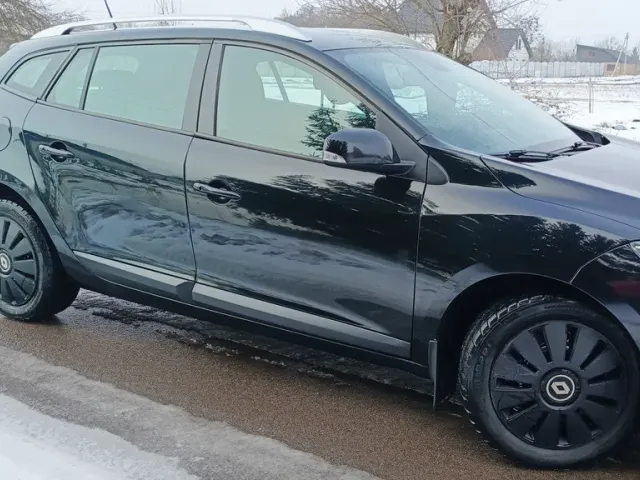 Renault Megane - фото 2