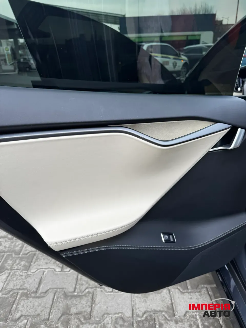 Tesla Model S - фото 13