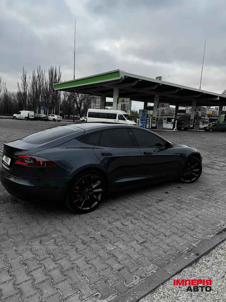 Tesla Model S - фото 6