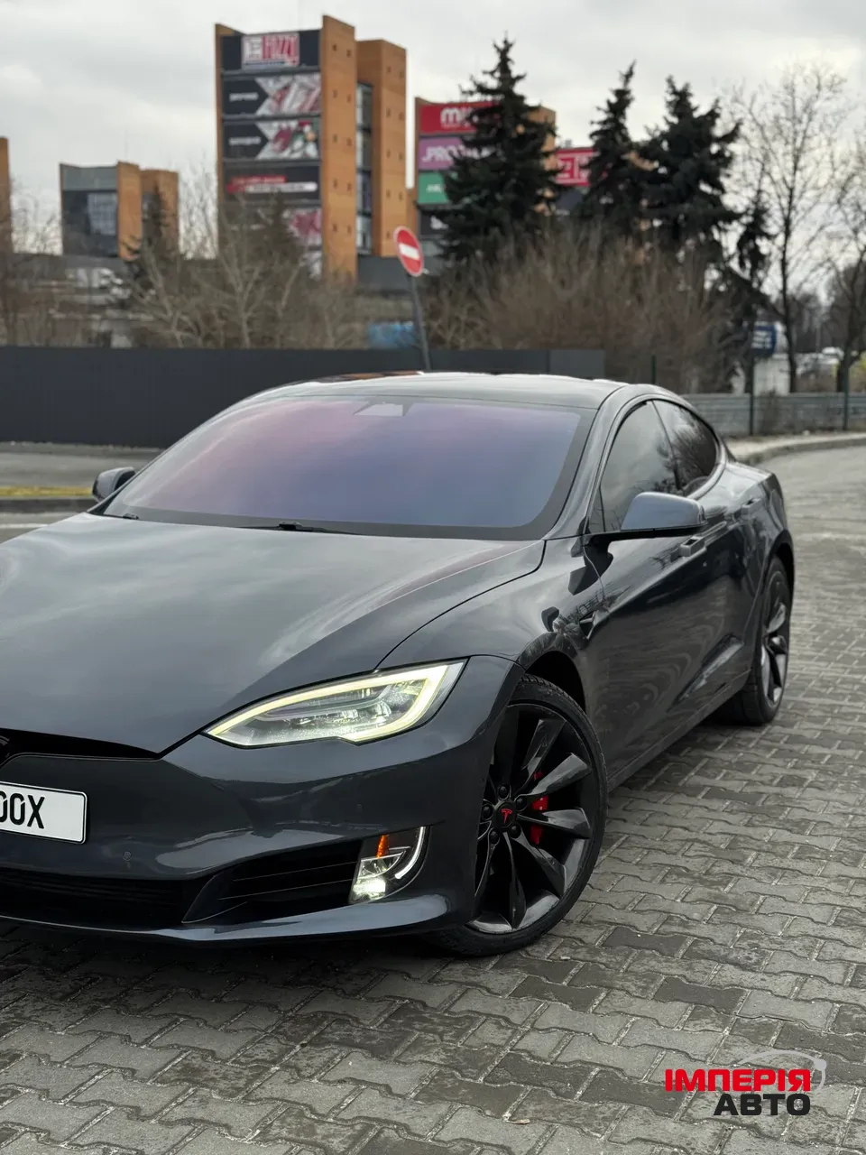 Tesla Model S - фото 9