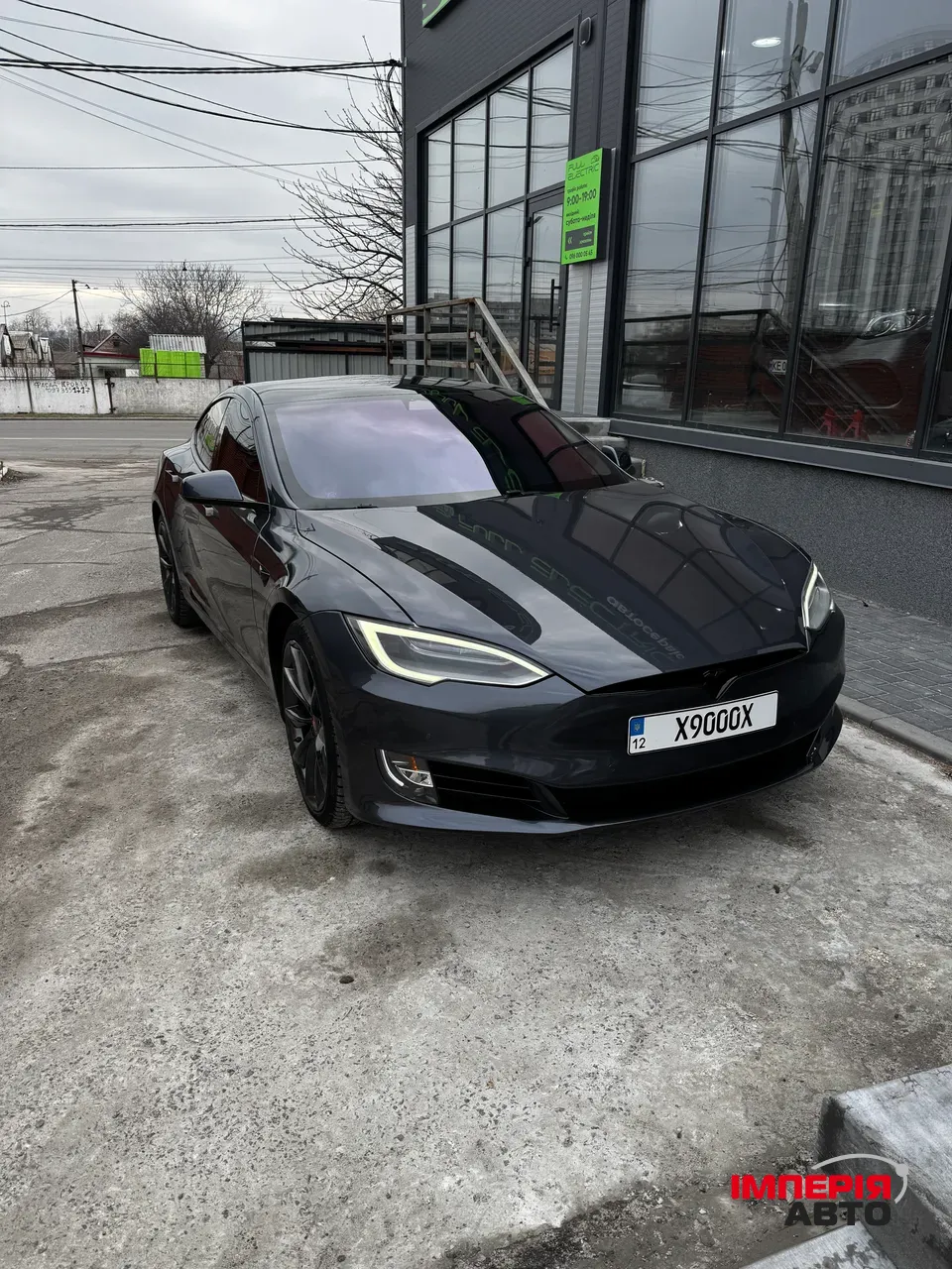 Tesla Model S - фото 14