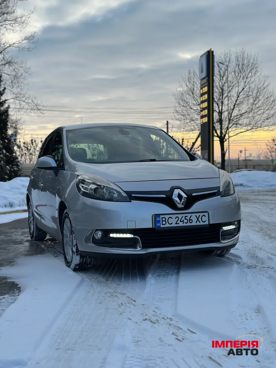 Renault Scenic - фото 2