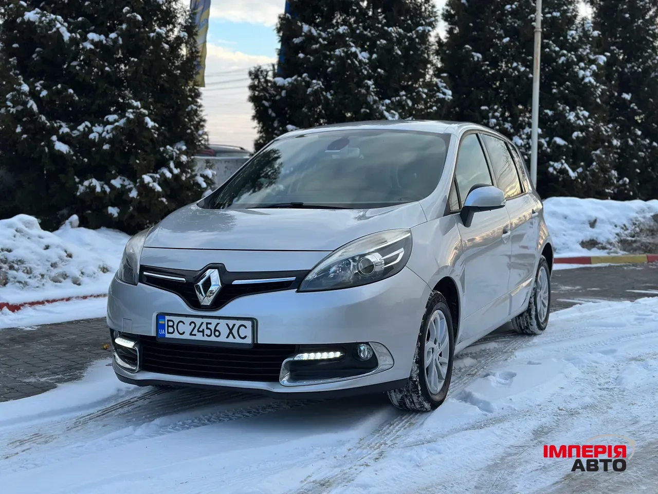 Renault Scenic - фото 1