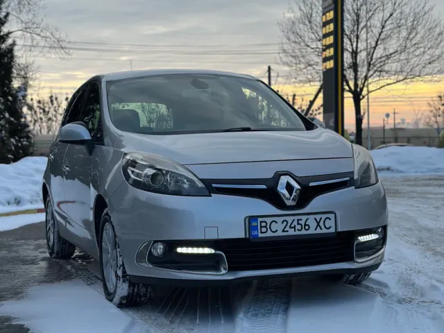 Renault Scenic - фото 2