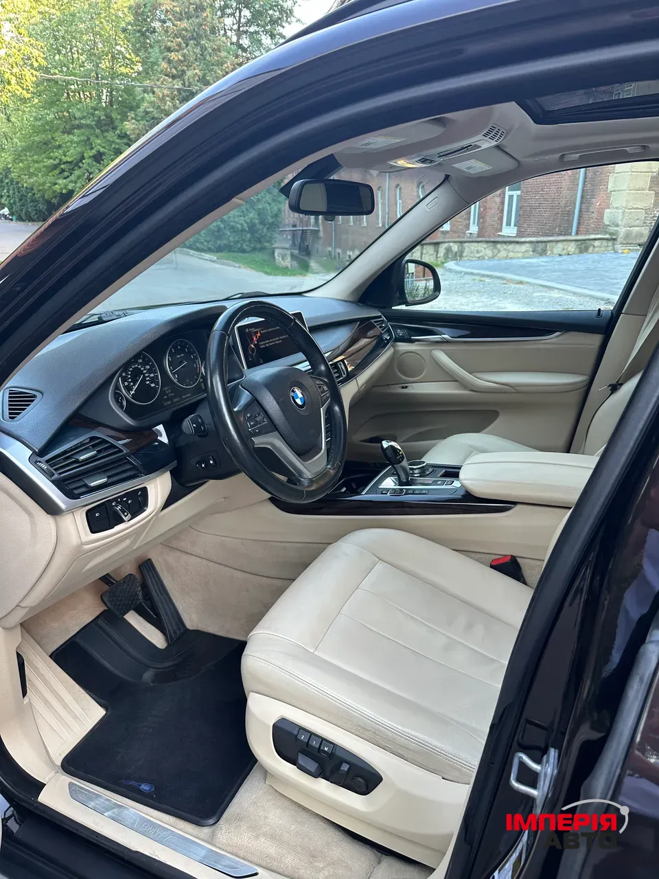 BMW X5 - фото 11