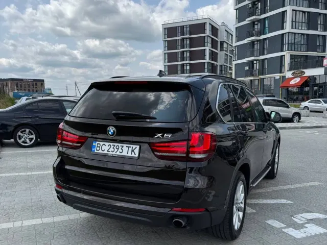 BMW X5 - фото 5