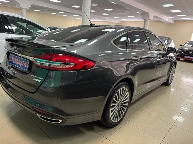 Ford Fusion USA - фото 3