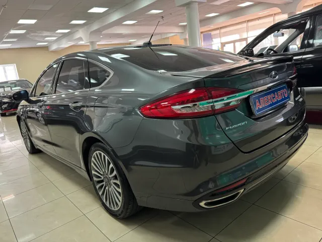 Ford Fusion USA - фото 2
