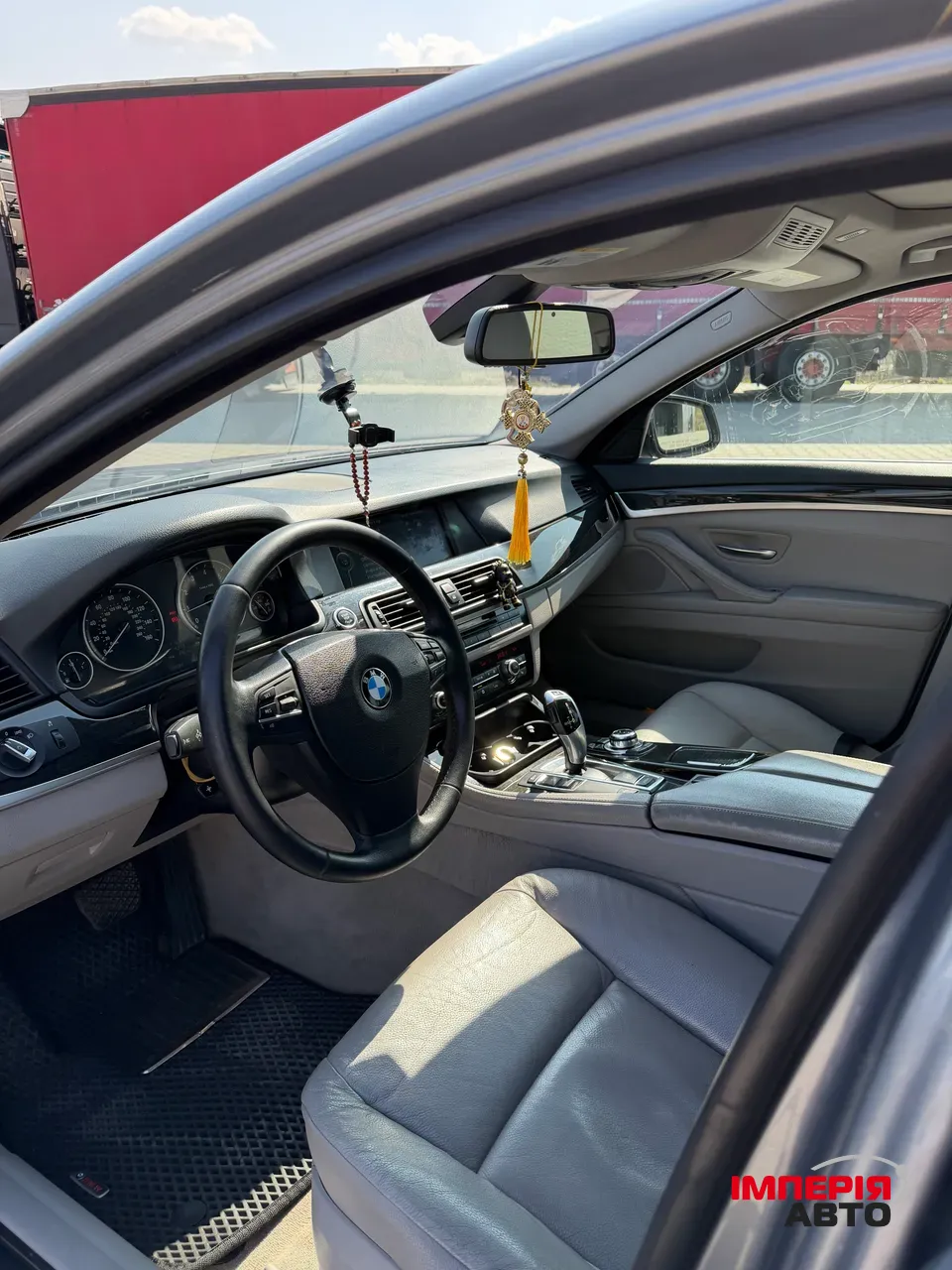 BMW 5 серії - фото 8