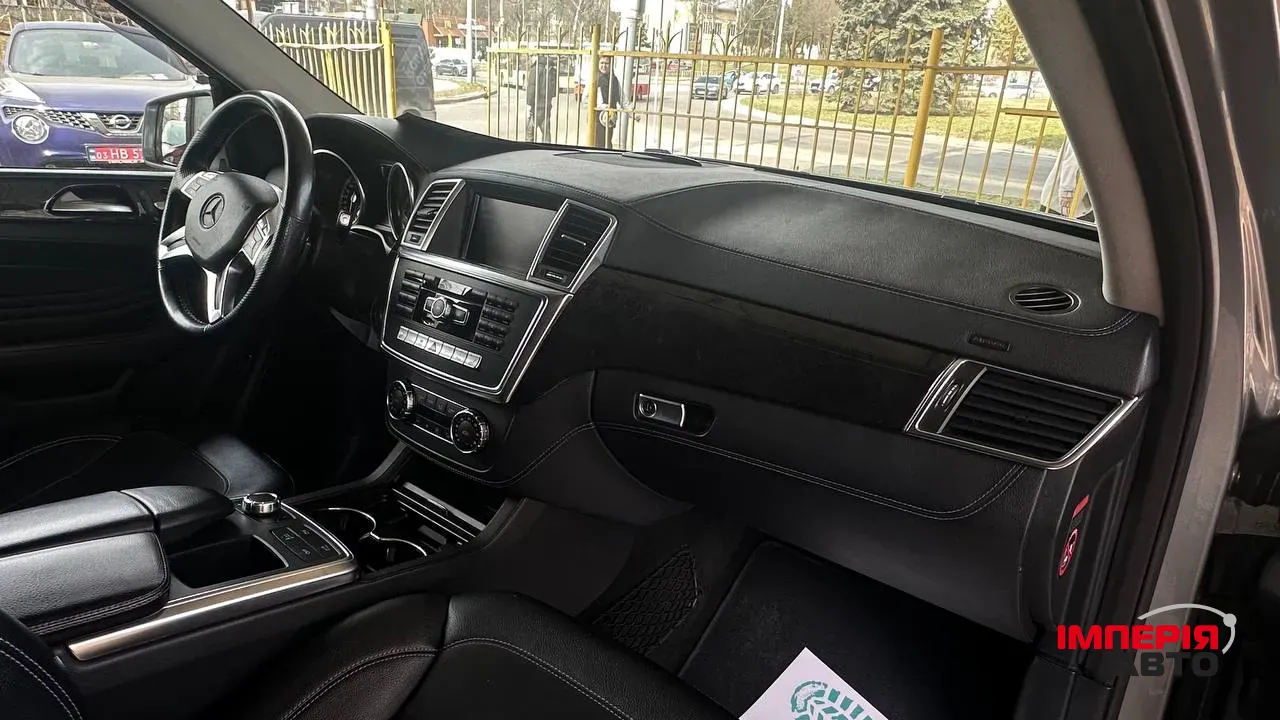 Mercedes-Benz M-Класс - фото 5