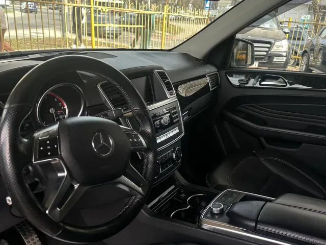 Mercedes-Benz M-Класс - фото 2