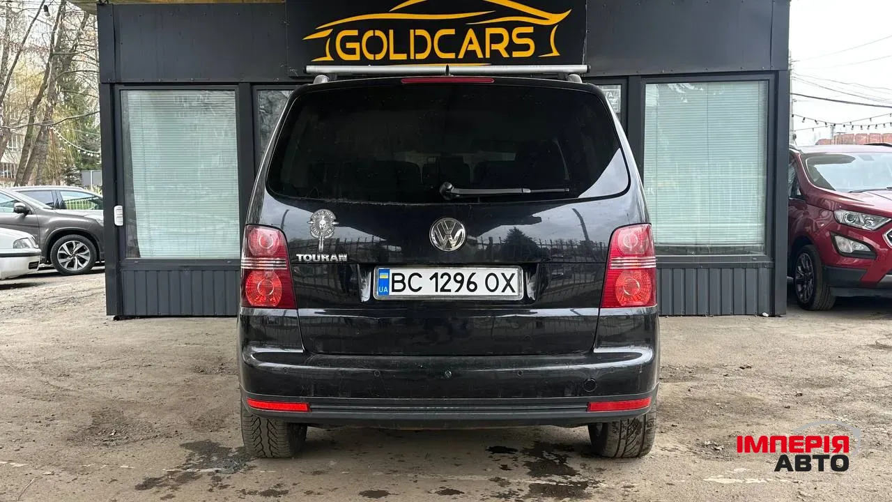 Volkswagen Touran - фото 9