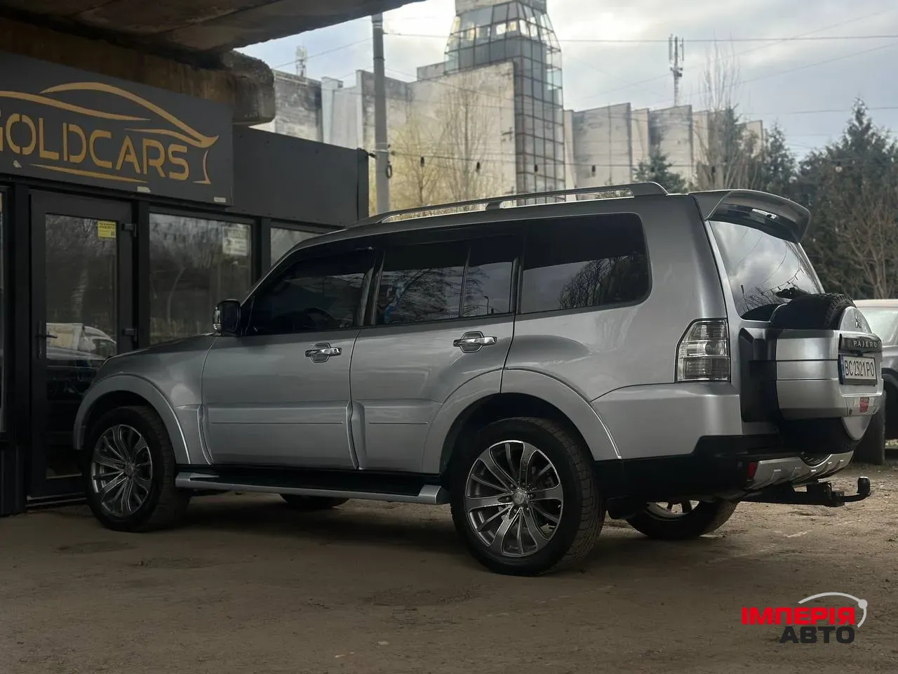 Mitsubishi Pajero - фото 9