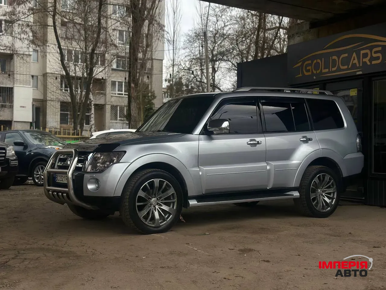 Mitsubishi Pajero - фото 6